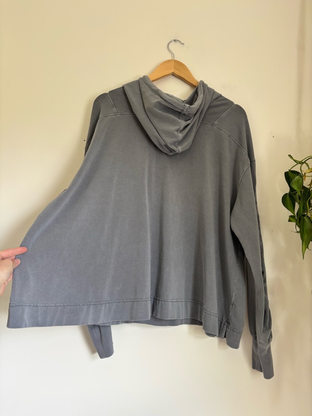 Free People Hot Shot Hooded Layer In Gunmetal - Picture 10 of 10